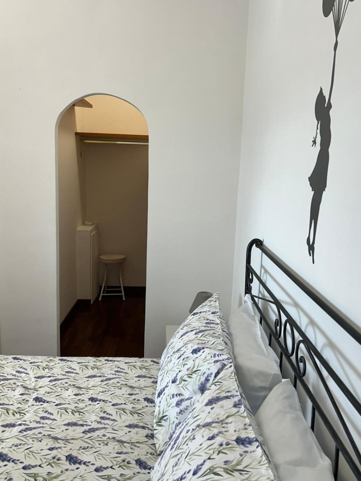 Apartment House -